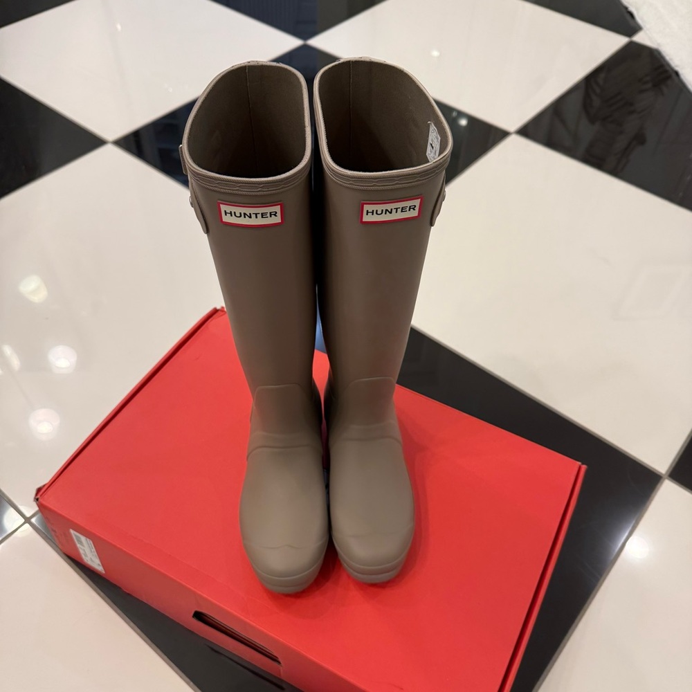Hunter Women's Boots - Taupe